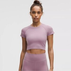 Lululemon Athletica Women’s Swiftly Tech Purple Cropped Short Sleeve Size 2